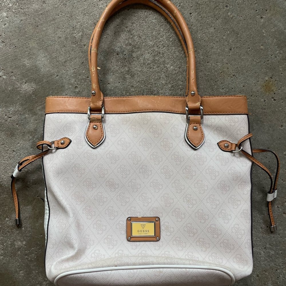Authentic Guess Y2K White & Tan Monogram Purse Shoulder Bag REAL